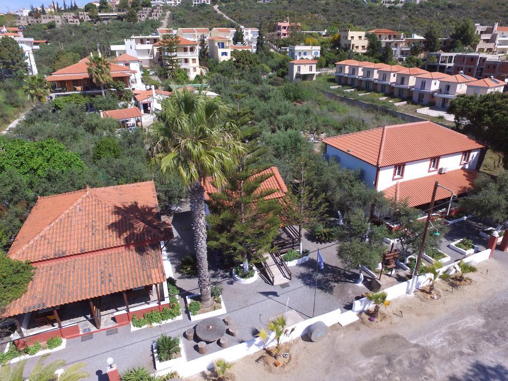 Studios Resbithas Гитион Экстерьер фото